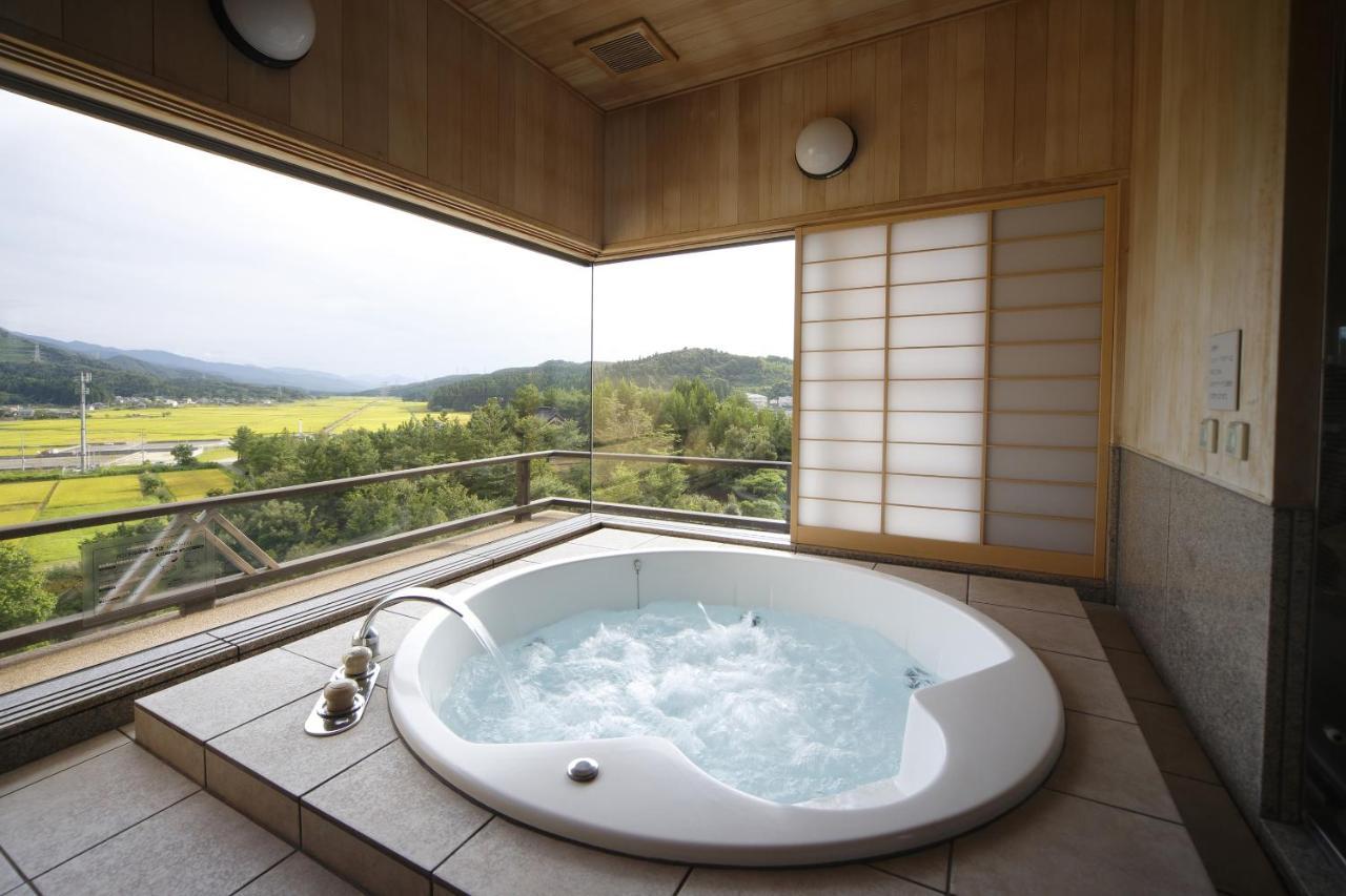 Hotel Shiratama No Yu Kahou Niigata Zewnętrze zdjęcie